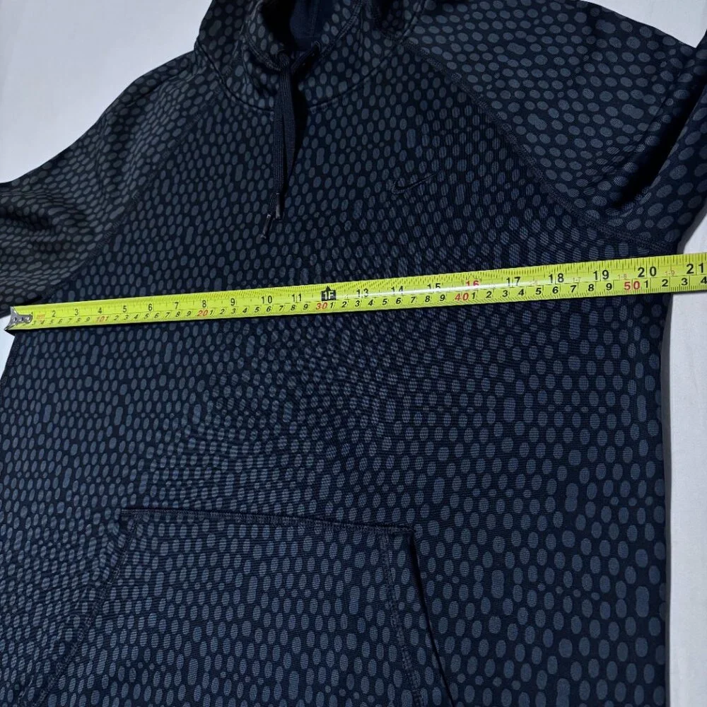 Nike‎ Therma-Fit Black Dot Pattern Hoodie Medium Thumbholes Pullover Sweatshirt